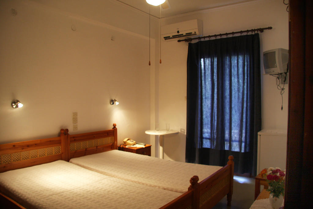 Hotel Rena Agios Kirykos  Room photo